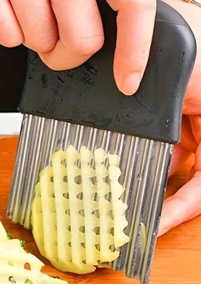 "New" Stainless Steel Crinkle Cut Potato Knife 20