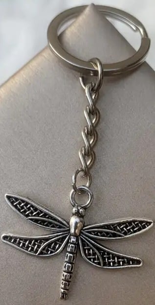 "New" Vintage Dragonfly Pendant Key Ring/Keychain 17