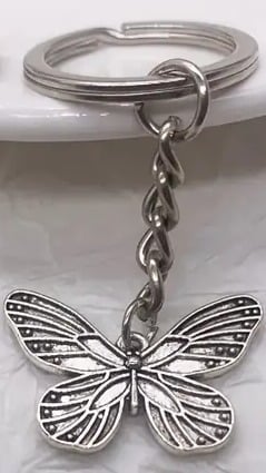 "New" Vintage Butterfly Pendant Keychain 17