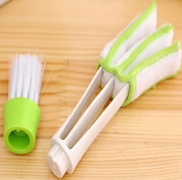 "New" Mini Car Vent/Home Blind Cleaner Brush Duster 13