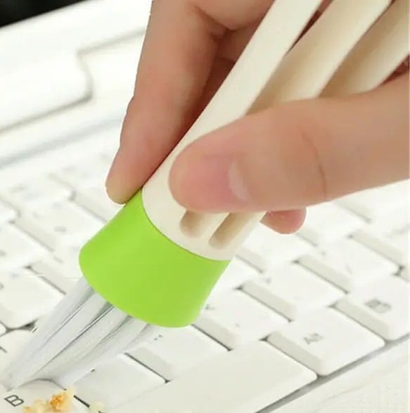 "New" Mini Car Vent/Home Blind Cleaner Brush Duster 13