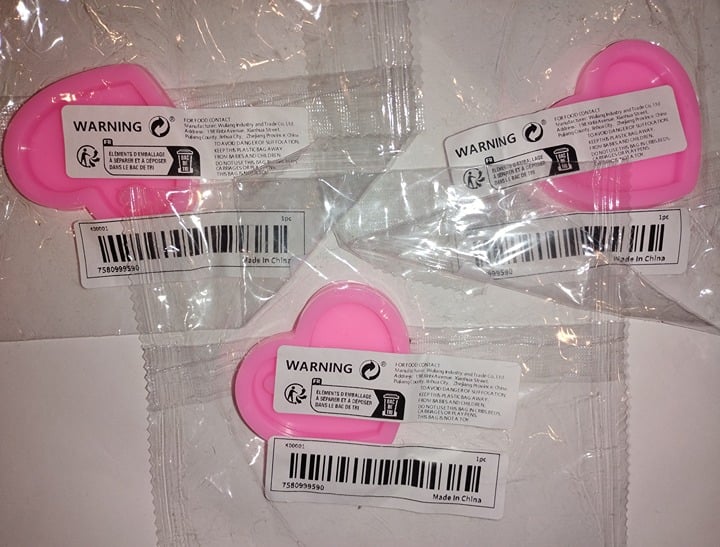 "New" 3 Pcs Heart-Shaped Silicone Pendant Mold 14