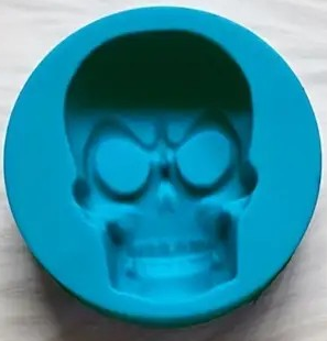 "New" 3D Skull Head Silicone Mold for Halloween Baking and Parties 17