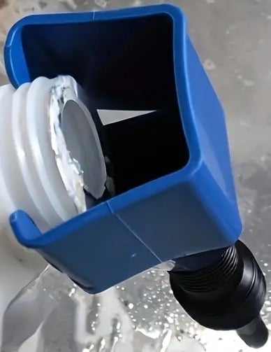 "New" Portable Refueling Funnel with Telescopic Hose 19