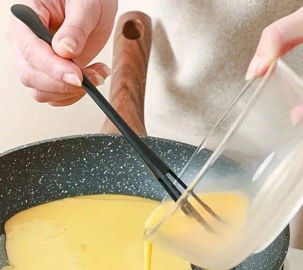 "New" 1 Piece Egg Whisk With Teaspoon - 2 In 1 Small Spoon and Mini Whisk 8