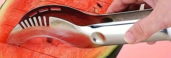 "New" Reusable Watermelon Slicer/Cutter/Divider 16