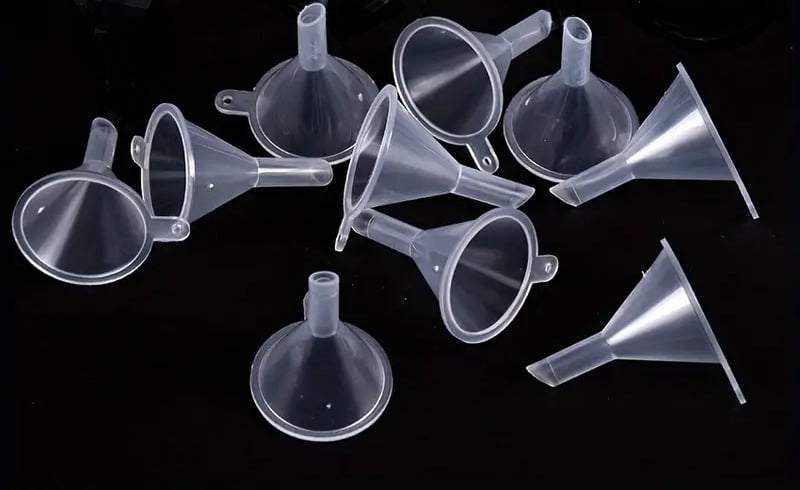 "New" 10Pcs Clear Mini Plastic Funnels for Lab Bottles, Essential Oils, &amp; Spices