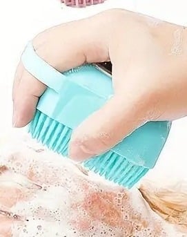 "New" Blue Silicone Fillable Pet Shampoo Brush                                19