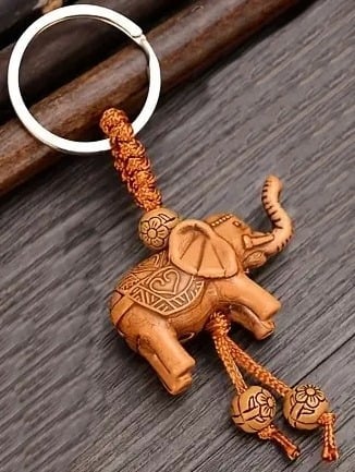 "New" Cute Carved Animal Keychain                                             20