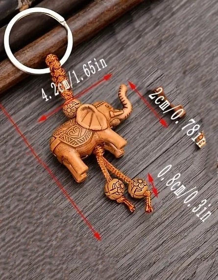 "New" Cute Carved Animal Keychain                                             20